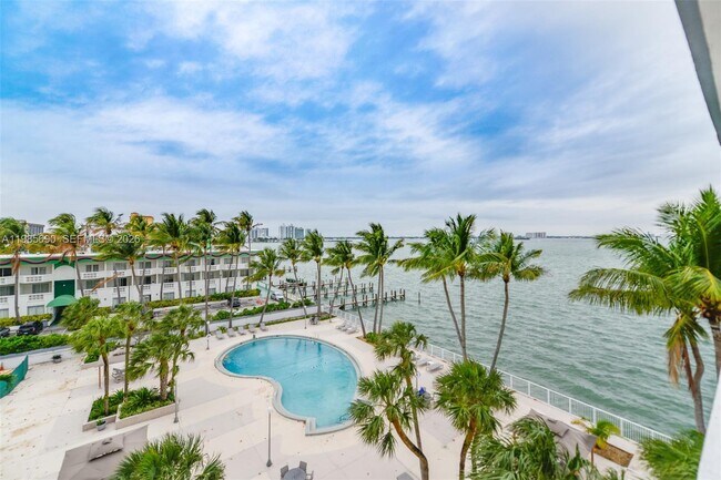 1865 79th Street Causeway in North Bay Village, FL - Building Photo - Building Photo