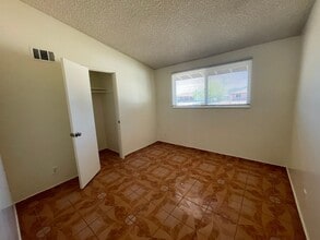 14070 Quinnault Rd in Apple Valley, CA - Building Photo - Building Photo