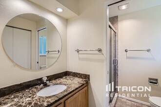 2014 SW 348th St in Federal Way, WA - Building Photo - Building Photo