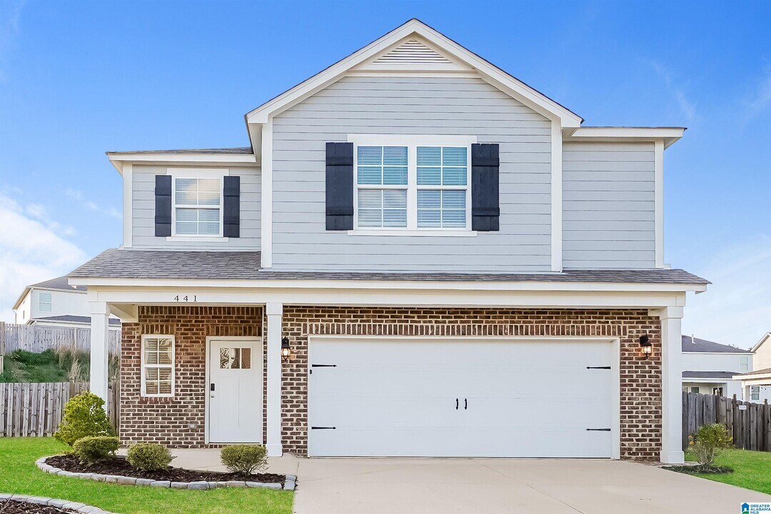 441 Crossbridge Rd in Chelsea, AL - Building Photo