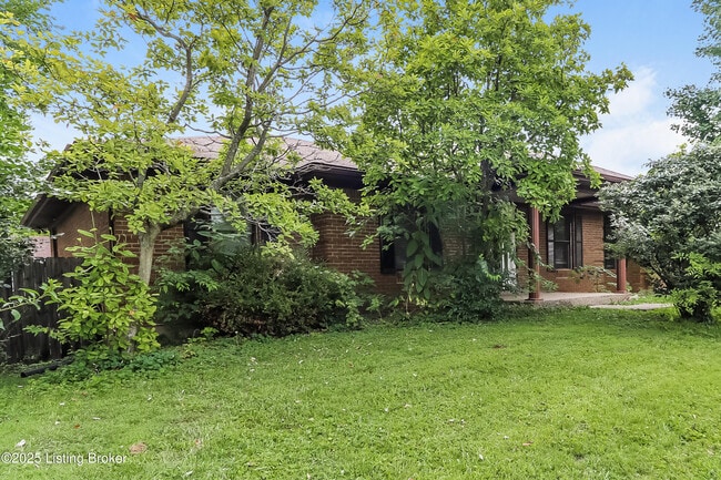 7303 Kort Way in Louisville, KY - Building Photo - Building Photo