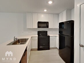 1262 Basswood Dr in Wilmer, TX - Building Photo - Building Photo