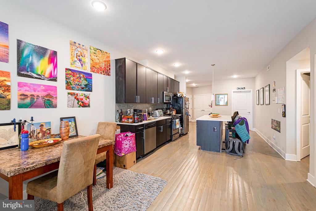 1607 Catharine St in Philadelphia, PA - Building Photo