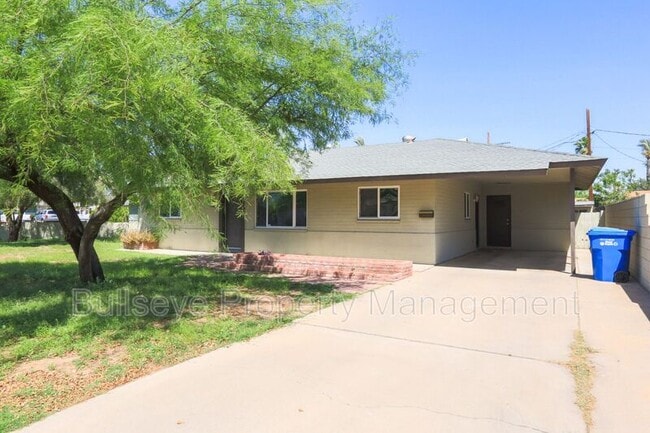 property at 3137 N 20th Pl