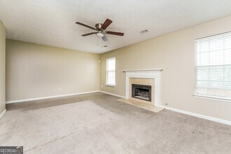 5795 Meadowview Rd in Rex, GA - Building Photo - Building Photo