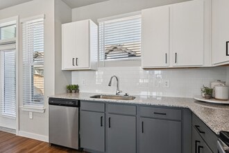 Skye at Chisholm Trail in Fort Worth, TX - Foto de edificio - Building Photo