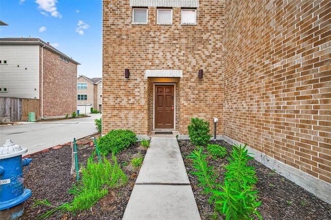 11510 Main Ash in Houston, TX - Building Photo - Building Photo