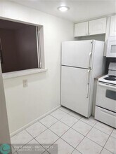 218 Farnham J in Deerfield Beach, FL - Building Photo - Building Photo
