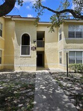 731 Vista Isles Dr in Plantation, FL - Building Photo - Building Photo
