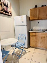 11512 SW 168th Terrace in Miami, FL - Building Photo - Building Photo