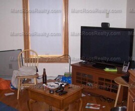 32 Temple St, Unit #4F in Boston, MA - Building Photo - Building Photo