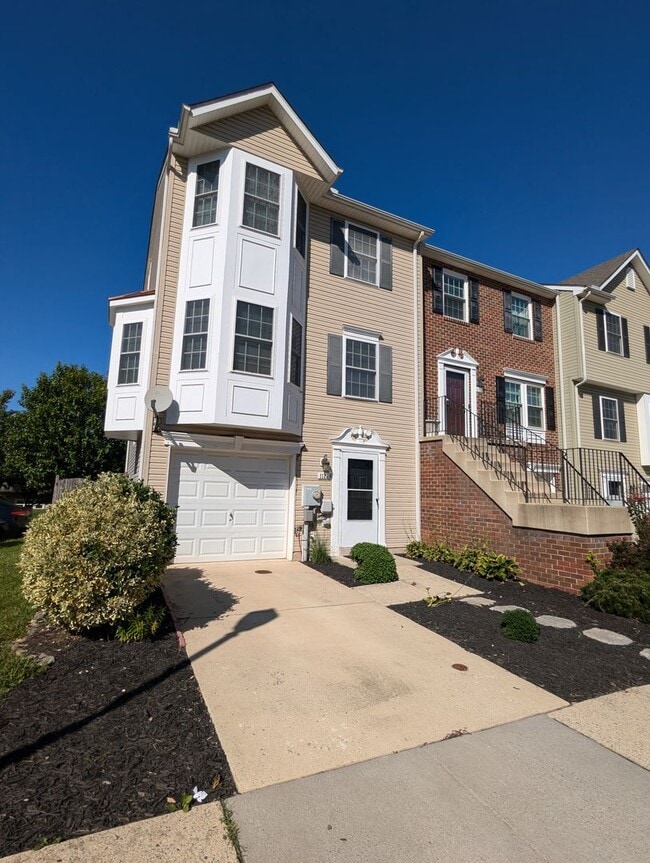 1123 Frontline Dr in Frederick, MD - Building Photo - Building Photo