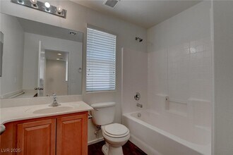 1140 Cactus Rock St in Henderson, NV - Building Photo - Building Photo