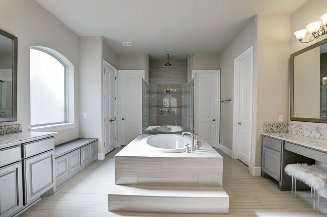 9814 Vintage Villa Dr in Houston, TX - Building Photo - Building Photo