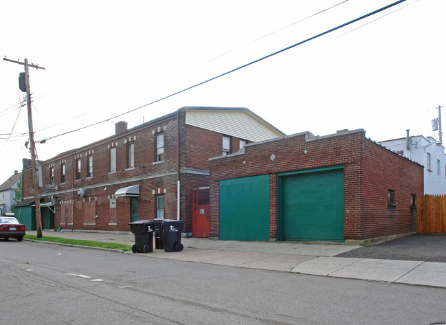 1160 Tonawanda St in Tonawanda, NY - Foto de edificio - Building Photo