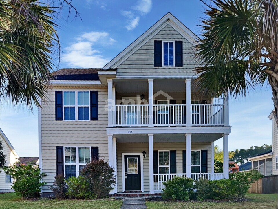 306 Peters Creek Dr in Summerville, SC - Building Photo