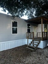 33230 Walker North Rd in Walker, LA - Building Photo