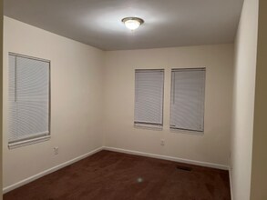 320 Walnut St in Lansdale, PA - Foto de edificio - Building Photo