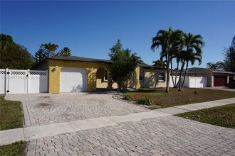 4857 Alfresco St in Boca Raton, FL - Building Photo - Building Photo