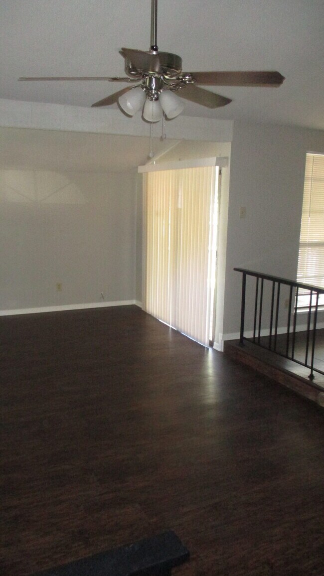 1305 Whittenburg Dr in Fort Worth, TX - Building Photo - Building Photo
