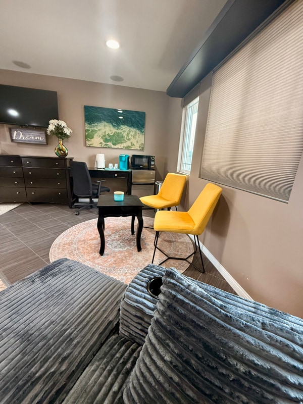 6052 Wintergreen Dr in Huntington Beach, CA - Building Photo - Building Photo