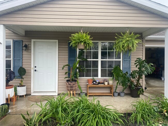 property at 2150 Redbud Ln