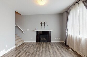 2113 Auxier Ct SW in Edmonton, AB - Building Photo - Building Photo