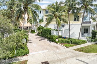 The Moorings at Lantana in Lantana, FL - Building Photo - Building Photo