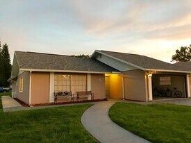 7742 Arlight Dr in New Port Richey, FL - Building Photo