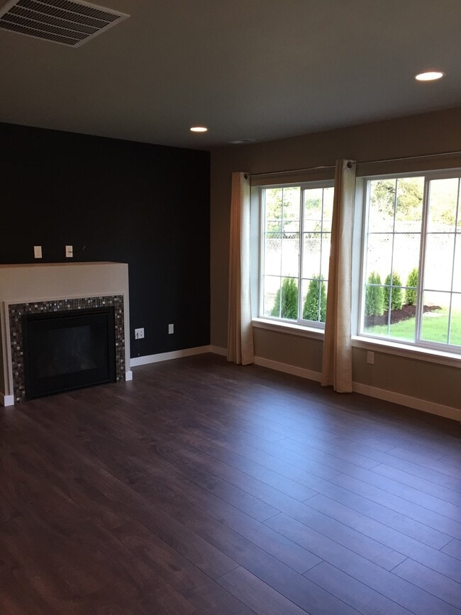 511 Portage St in Arlington, WA - Building Photo - Building Photo