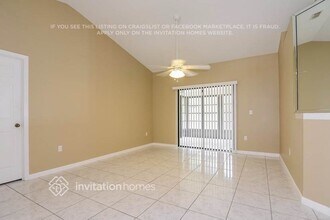 1604 Cumberland Ct E, Unit 0250 in Palm Harbor, FL - Building Photo - Building Photo