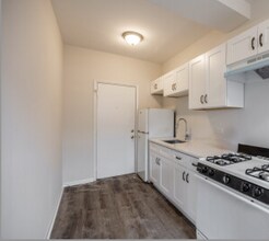 7715 N Marshfield Ave, Unit 1D in Chicago, IL - Foto de edificio - Building Photo