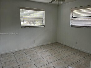 3201 SW 15th Ave in Fort Lauderdale, FL - Building Photo - Building Photo