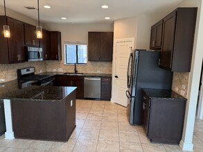 1500 Lorraine Loop in Austin, TX - Building Photo - Building Photo