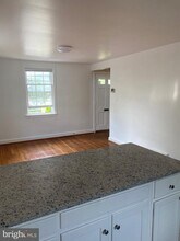 4412 Jones Bridge Rd in Bethesda, MD - Building Photo - Building Photo