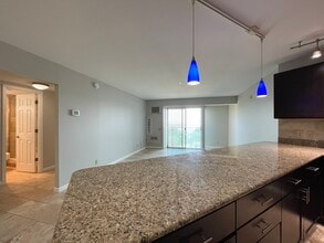 3838 Rainbow Blvd, Unit 1511 in Kansas City, KS - Building Photo - Building Photo