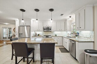 5427 Stillbrooke Dr in Houston, TX - Building Photo - Building Photo
