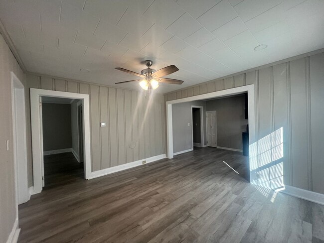 111 E Maryland Ave in Bessemer City, NC - Building Photo - Building Photo