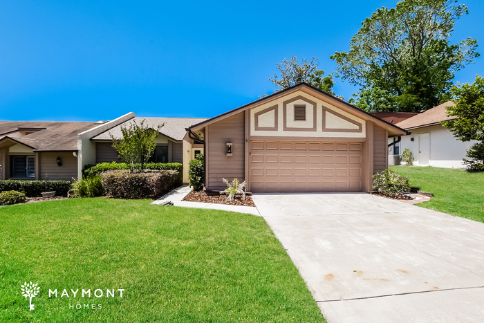 1034 Old S Ln in Apopka, FL - Building Photo