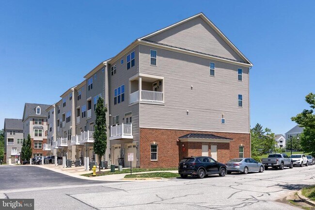 823 Orchard Tree Rd in Odenton, MD - Building Photo - Building Photo