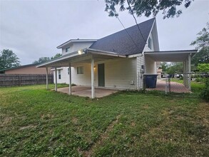 10603 Georgian Dr in Austin, TX - Building Photo - Building Photo