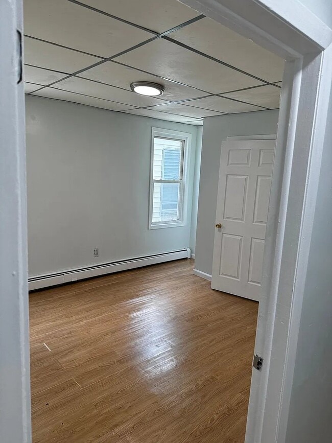 77 Franklin St, Unit 2 in East Orange, NJ - Building Photo - Building Photo