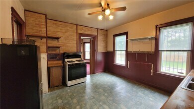 325 Box Ave in Buffalo, NY - Building Photo - Building Photo