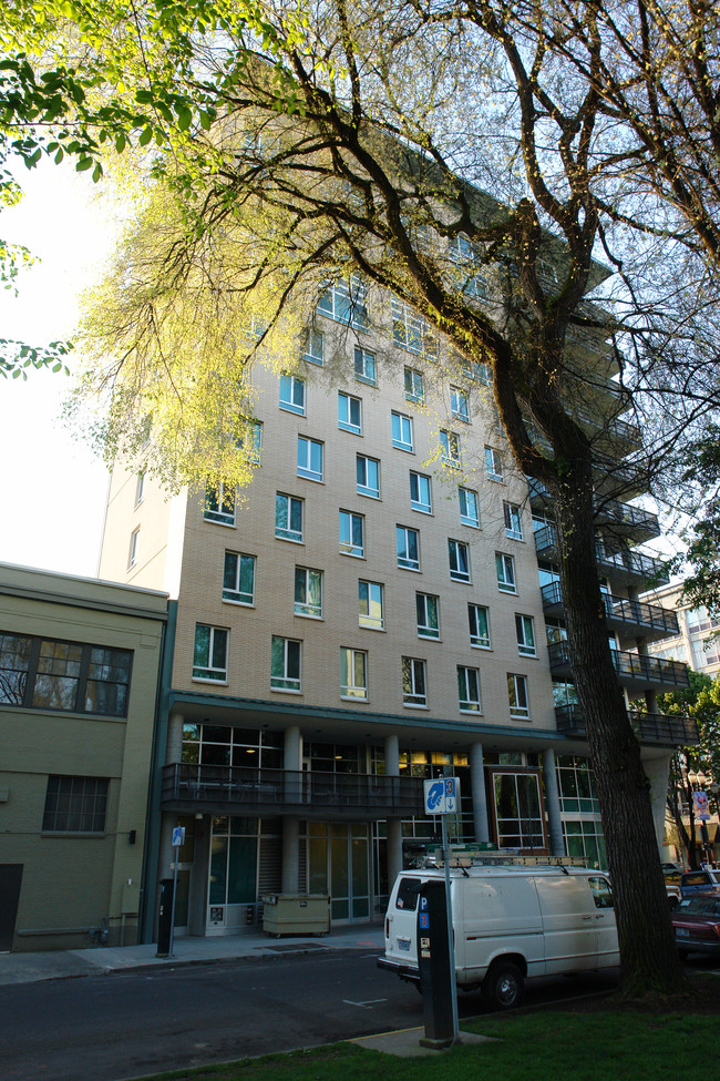 Richard L. Harris Building in Portland, OR - Foto de edificio - Building Photo