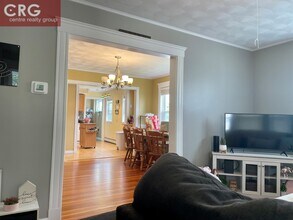 60 Hamilton St, Unit 1 in Medford, MA - Building Photo - Building Photo