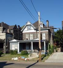 332 S Negley Ave in Pittsburgh, PA - Building Photo - Building Photo