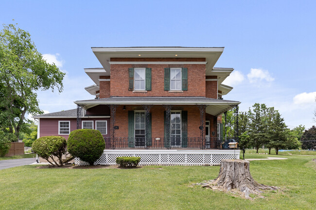 46 W Main St in Macedon, NY - Building Photo - Building Photo