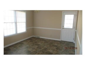 1111 Thornberry Dr in Clarksville, TN - Building Photo - Building Photo