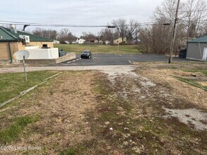 1226 Naghel St in New Albany, IN - Building Photo - Building Photo