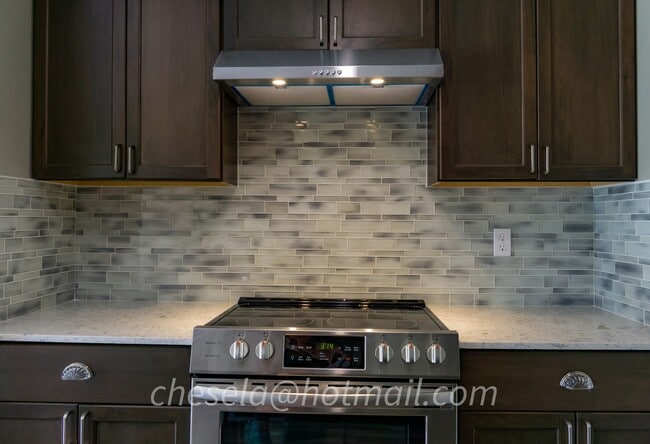 property at 633 School St SE